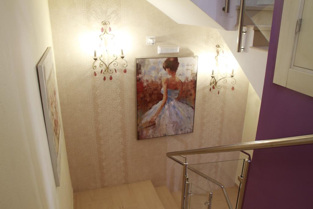ホテル Hostal Flor De Lis- Lojo コニル・デ・ラ・フロンテラ エクステリア 写真